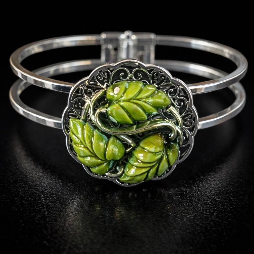 Molded Glass Leaf Filigree Hinged Bangle Bracelet Silver Tone 3 dimensional